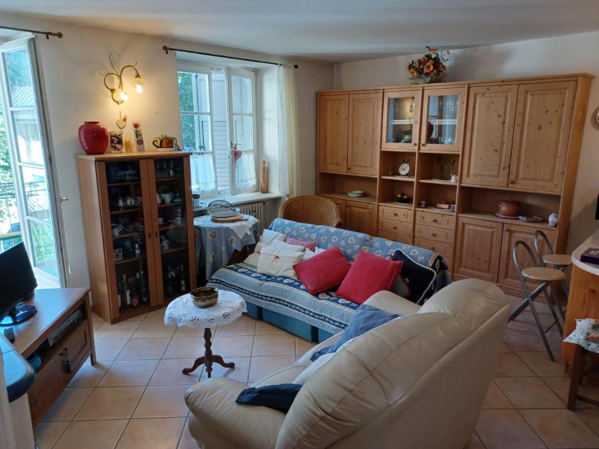 Appartement Zia Pia'S House à Malè Extérieur photo